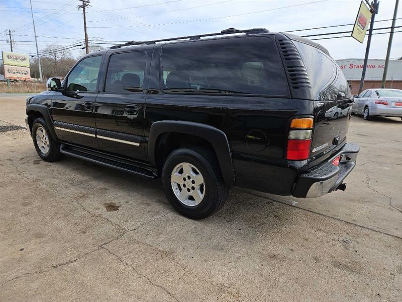 Chevrolet Suburban 1500 2WD 2006