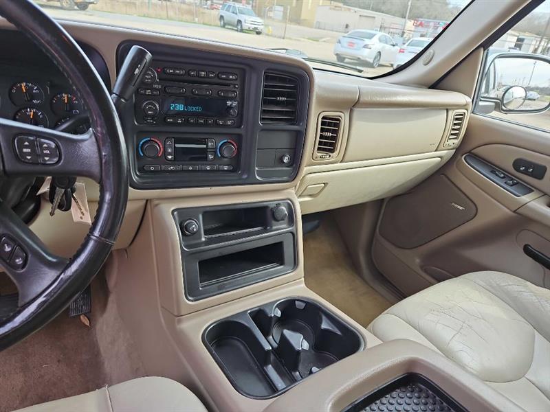 Chevrolet Suburban 1500 2WD 2006