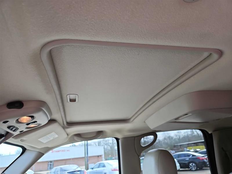 Chevrolet Suburban 1500 2WD 2006