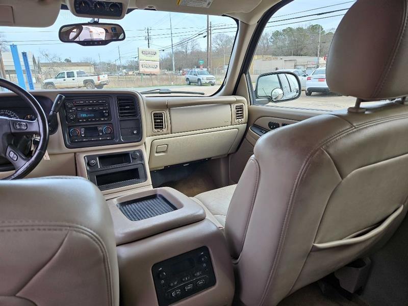 Chevrolet Suburban 1500 2WD 2006