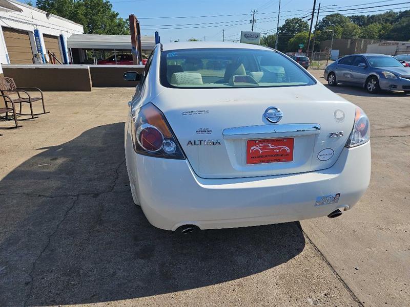 Nissan Altima 2.5 2009