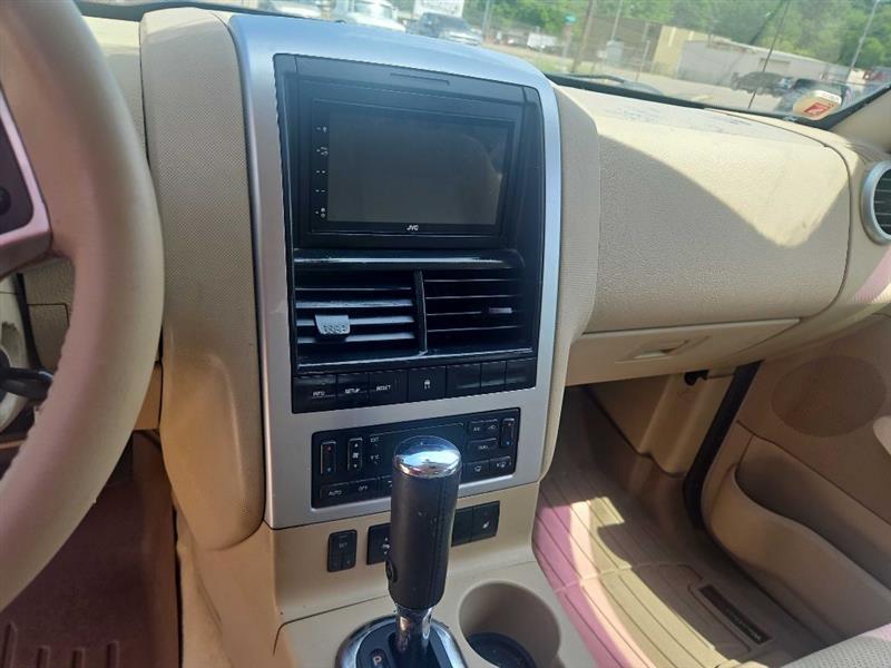 Mercury Mountaineer Premier 4.6L 2WD 2006