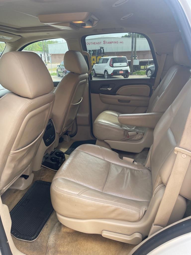 GMC Yukon Denali 2WD 2011