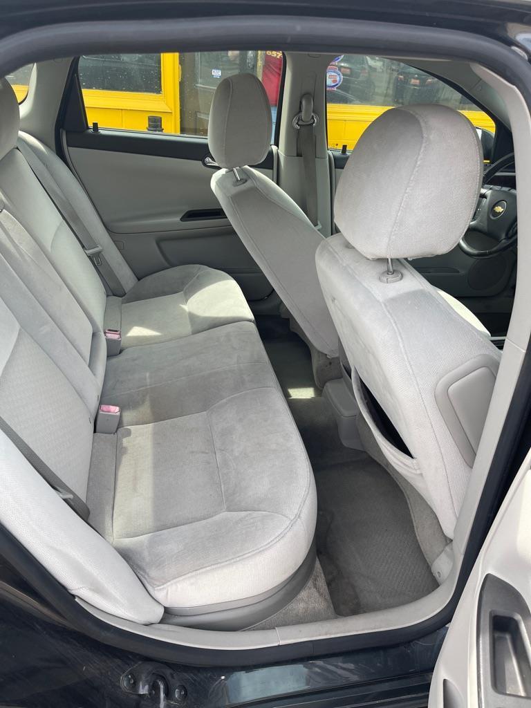 Chevrolet Impala LT (Fleet) 2012