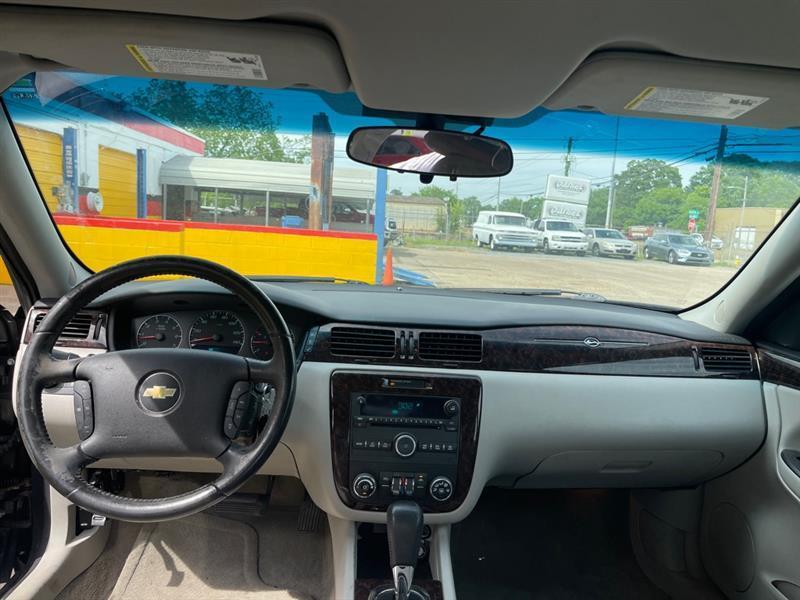 Chevrolet Impala LT (Fleet) 2012