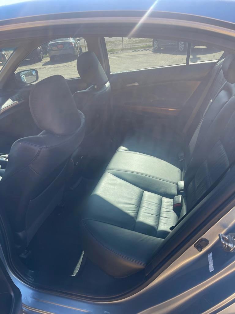 Honda Accord EX-L V6 Sedan AT 2012