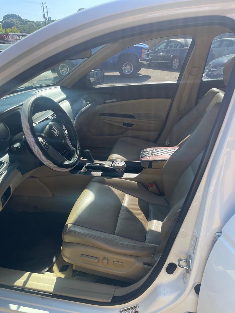 Honda Accord SE Sedan AT 2011