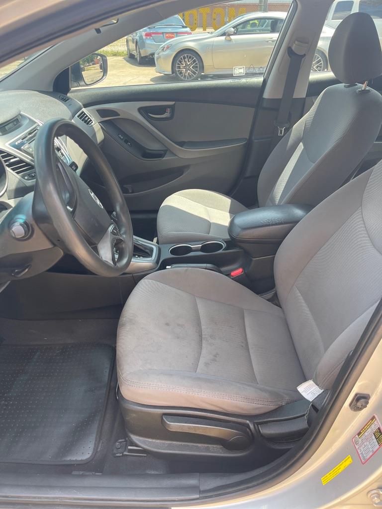 Hyundai Elantra GLS M/T 2014