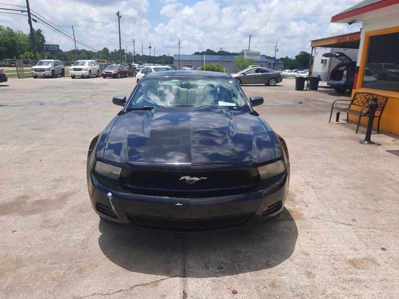 Ford Mustang V6 Coupe 2010