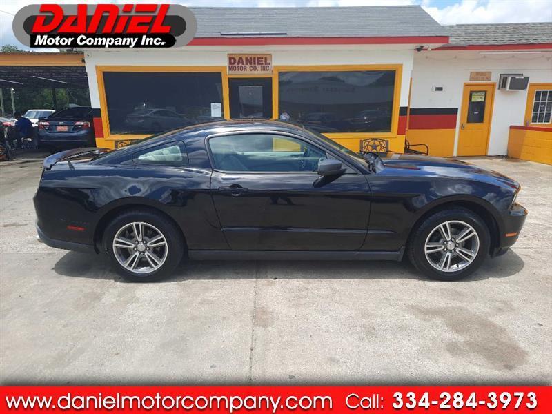 2010 Ford Mustang V6 Coupe