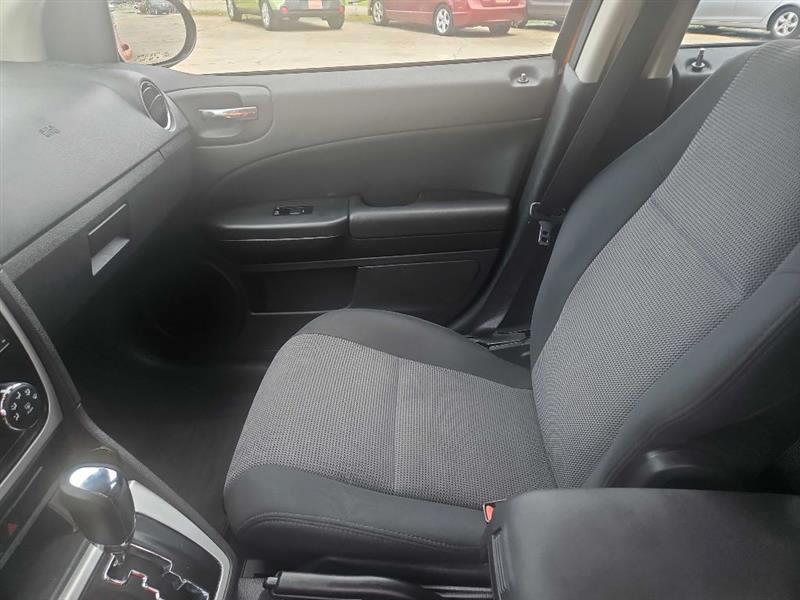 Dodge Caliber Mainstreet 2011