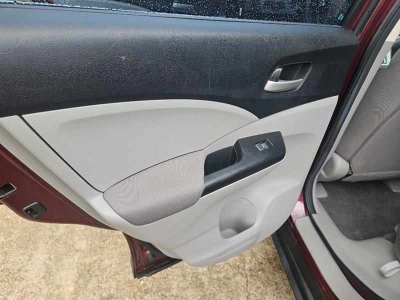 Honda CR-V LX 2WD 5-Speed AT 2013