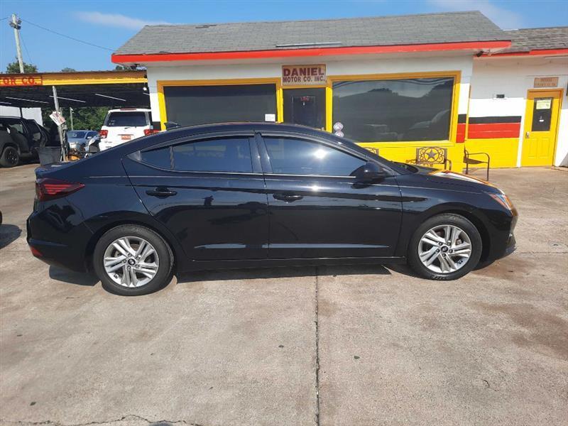 Hyundai Elantra Limited 2020