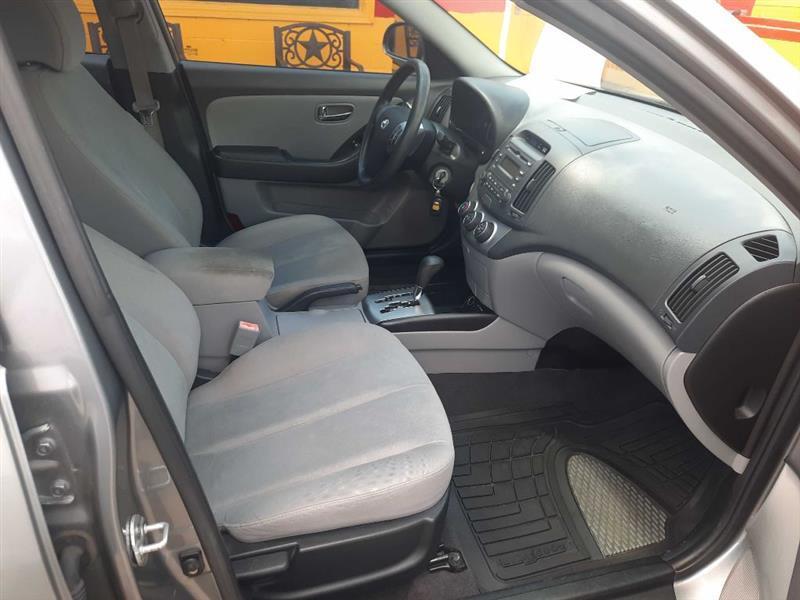 Hyundai Elantra SE 2010