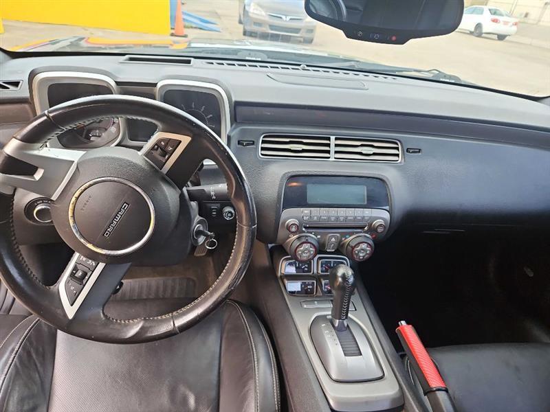 Chevrolet Camaro 2LT Coupe 2011