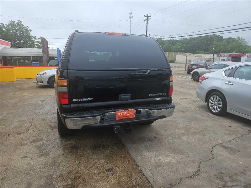 Chevrolet Tahoe 2WD 2004