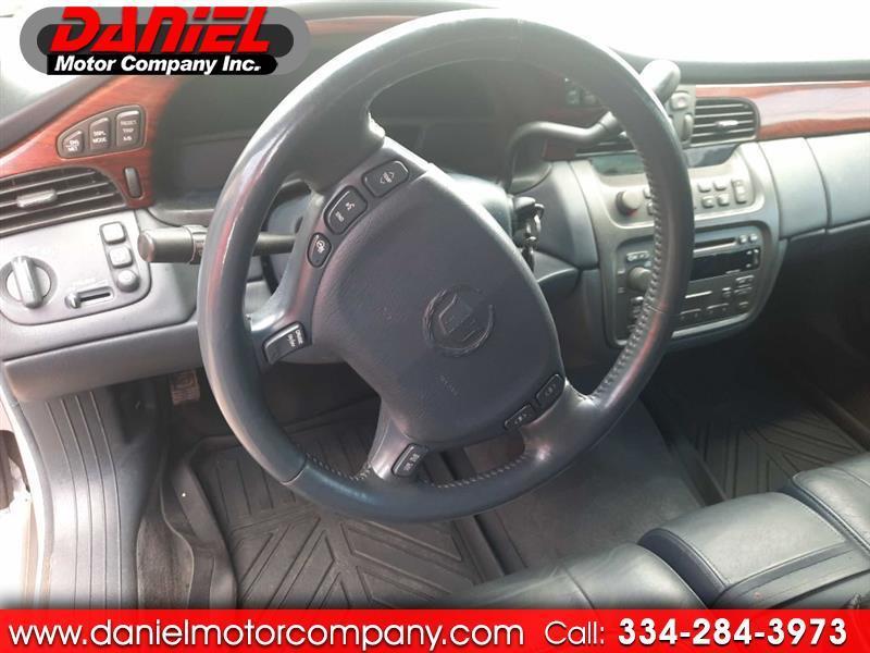 2004 Cadillac DeVille -'s photo
