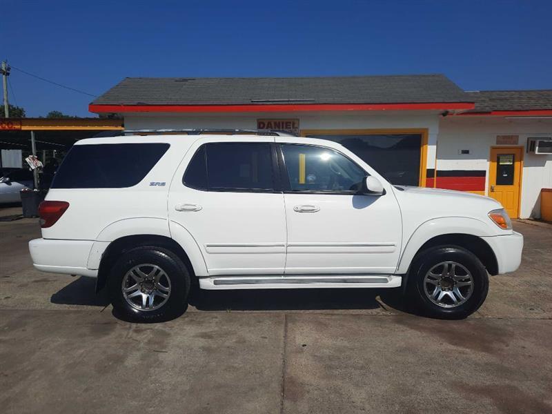 Toyota Sequoia SR5 2WD 2005