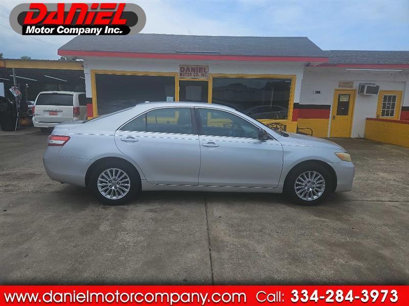 2011 Toyota Camry Base 6-Spd AT