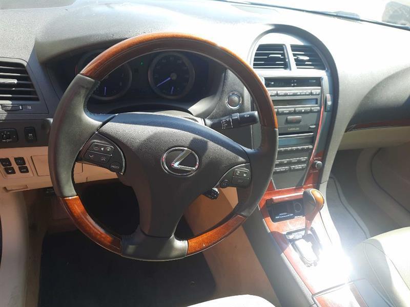 Lexus ES 350 Sedan 2012