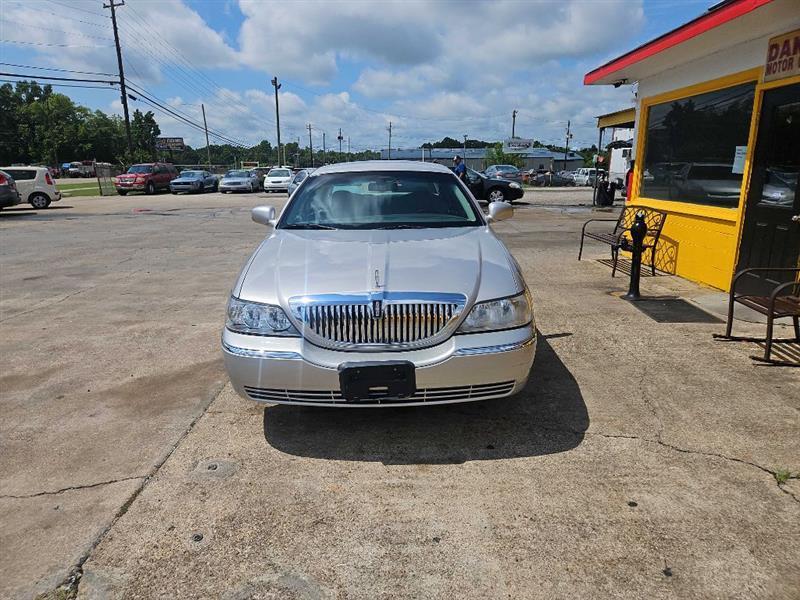 Lincoln Town Car Signature Limited 2008