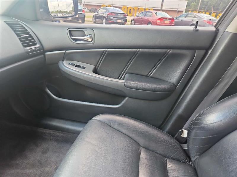 Honda Accord EX V-6 Sedan AT w/ XM Radio 2006