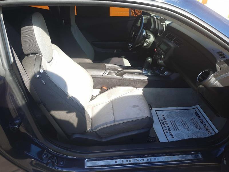 Chevrolet Camaro LT1 Coupe 2011