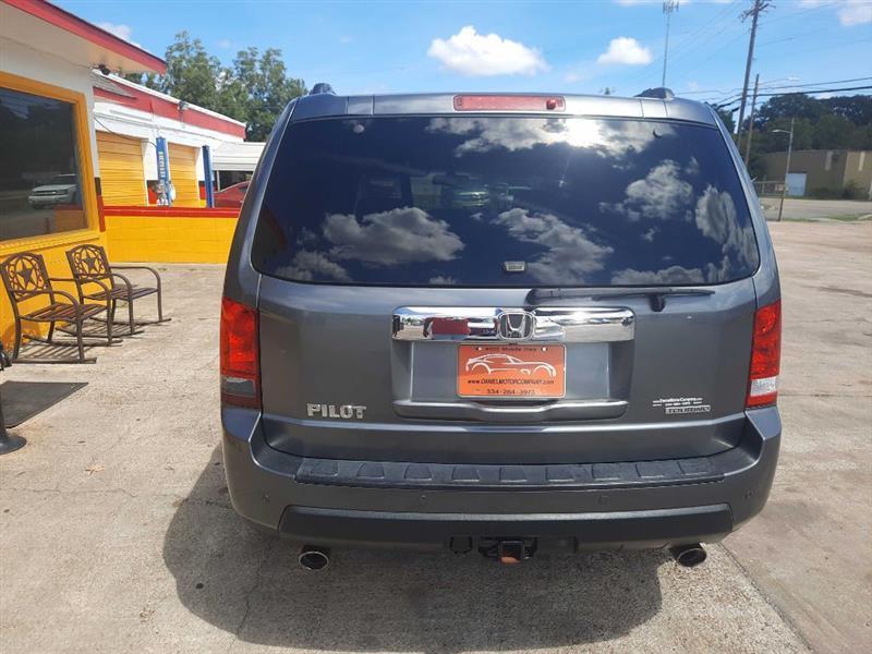 Honda Pilot Touring 2WD 5-Spd AT 2010