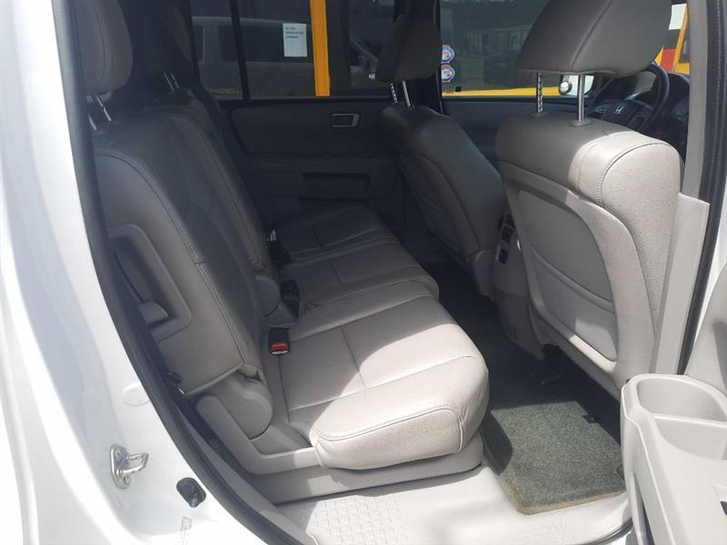 Honda Pilot EX-L 2WD 5-Spd AT 2015