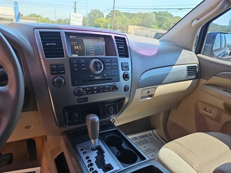 Nissan Armada photo 9