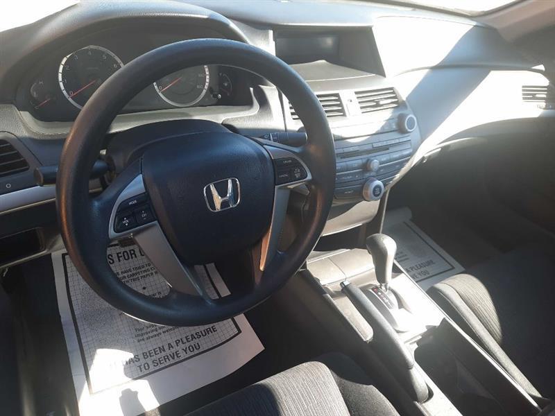 Honda Accord photo 3