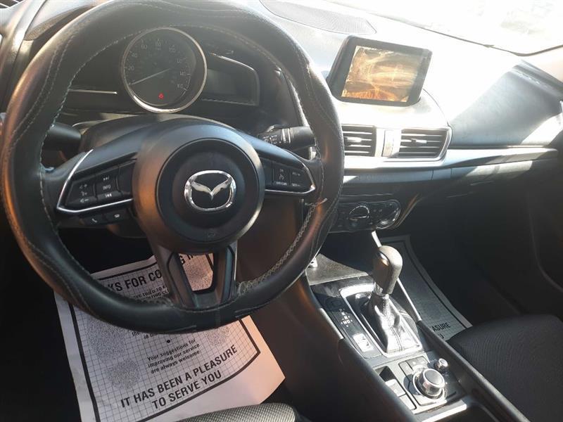 Mazda Mazda3 photo 3