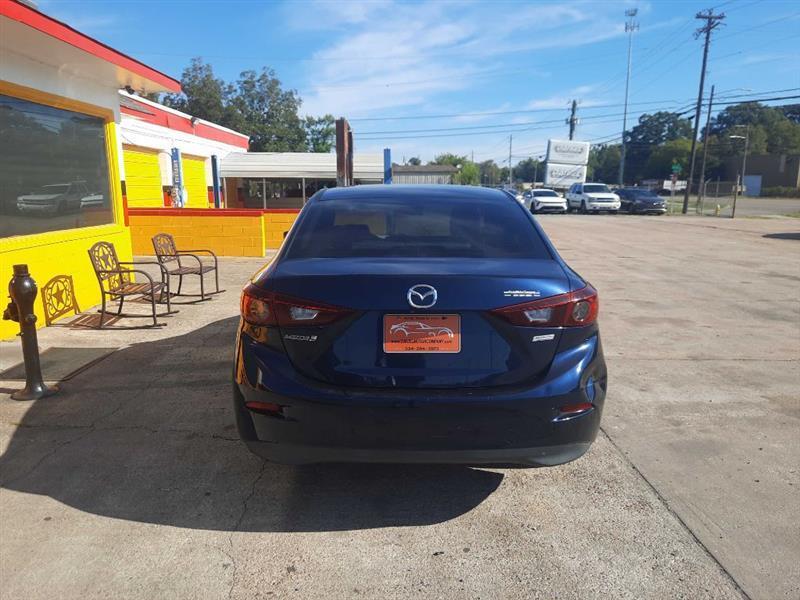 Mazda Mazda3 photo 5