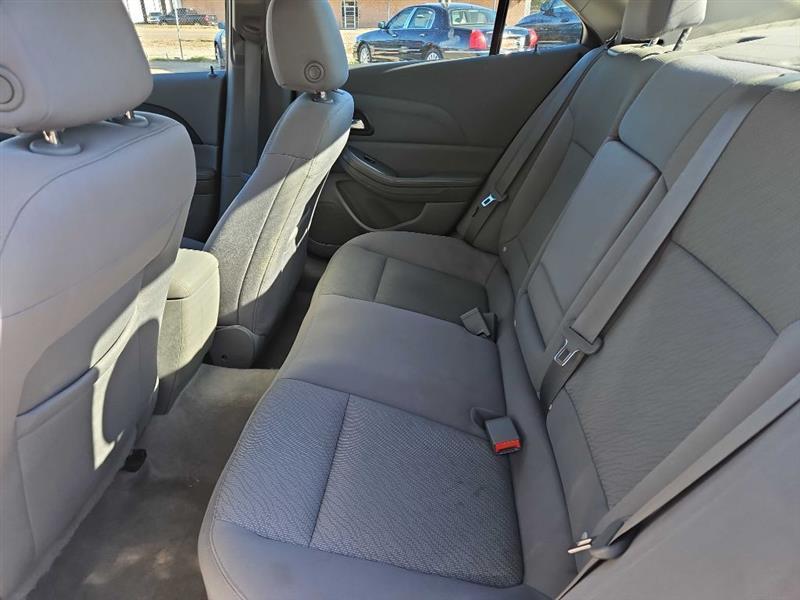 Chevrolet Malibu photo 13