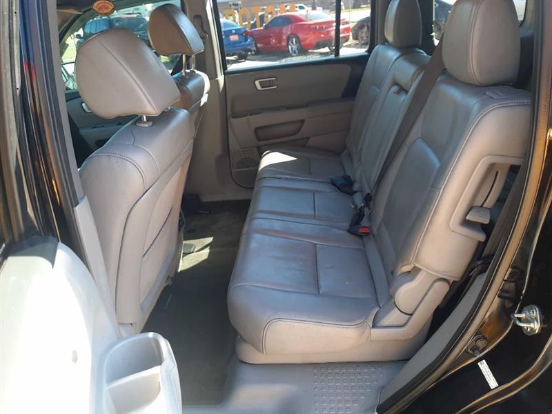 Honda Pilot EX-L 2WD 5-Spd AT with DVD 2014