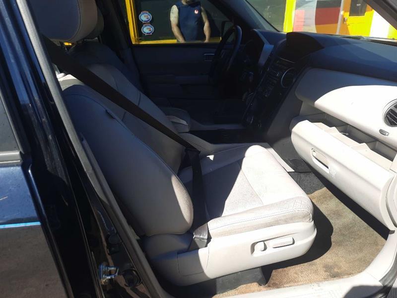Honda Pilot EX-L 2WD 5-Spd AT with DVD 2014