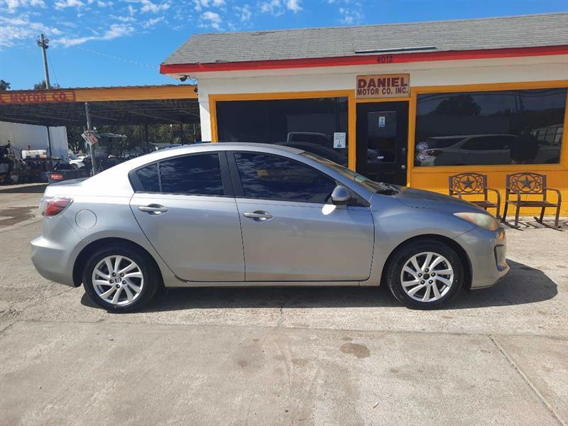 Mazda MAZDA3 i Touring 4-door 2012