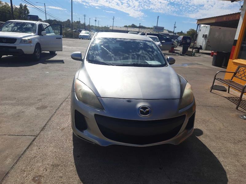 Mazda MAZDA3 i Touring 4-door 2012