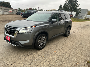 2023 Nissan Pathfinder SL 4WD