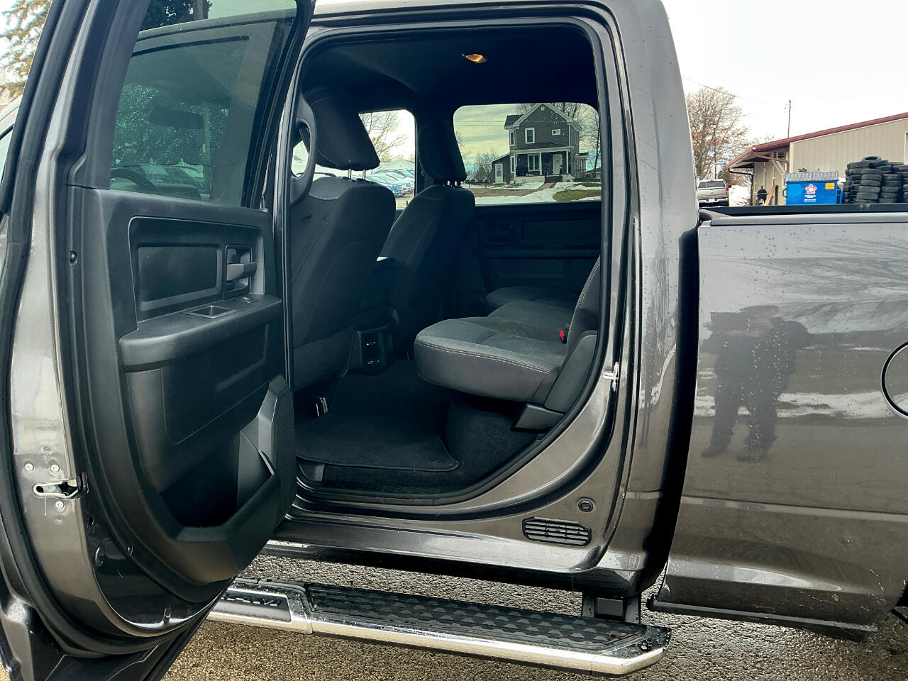 RAM 2500 Tradesman Crew Cab SWB 4WD 2022