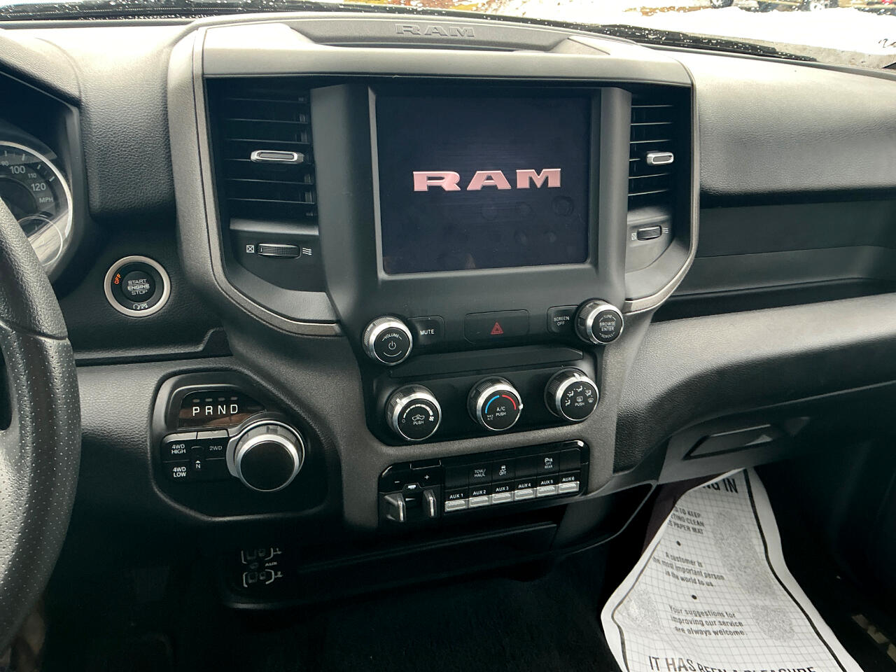 RAM 2500 Tradesman Crew Cab SWB 4WD 2022