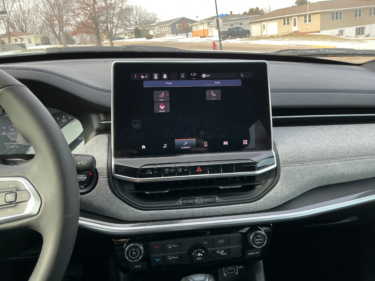 Jeep Compass Latitude LUX 4D SUV 4WD 2023