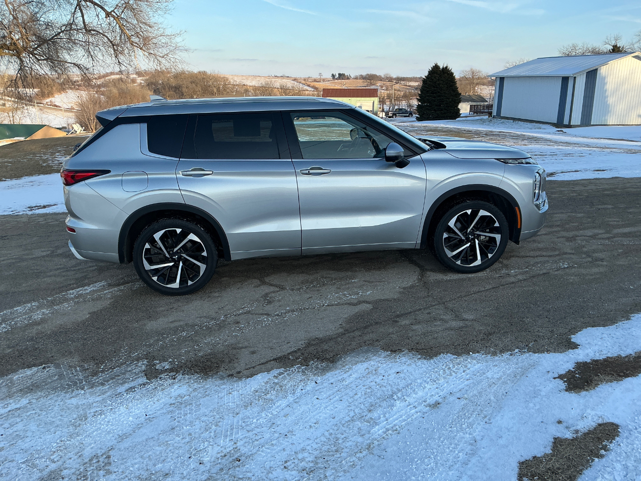 Mitsubishi Outlander SEL 4WD 2024