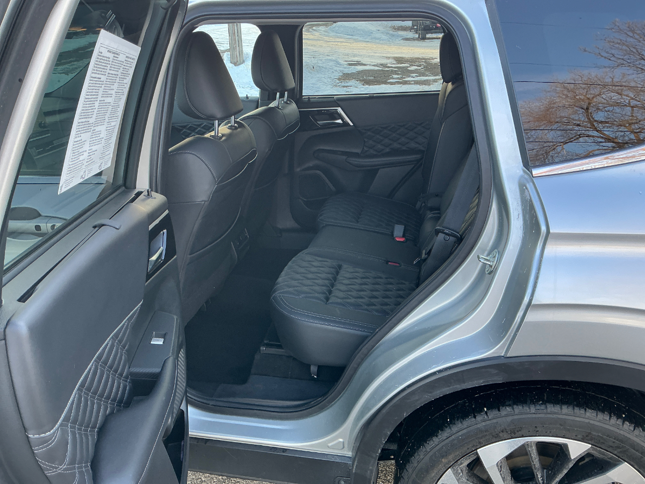 Mitsubishi Outlander SEL 4WD 2024