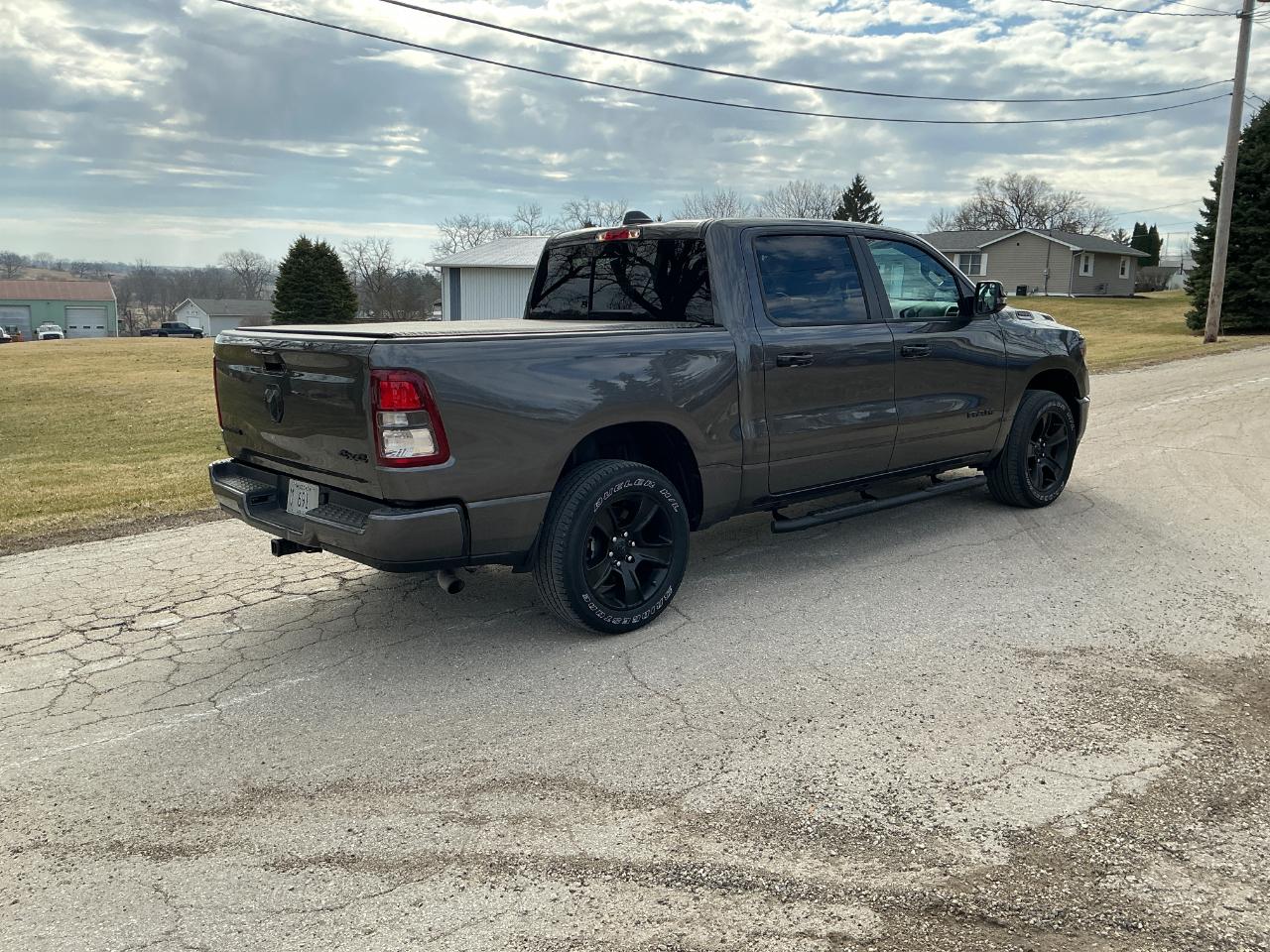 RAM 1500 Big Horn Crew Cab SWB 4WD 2023