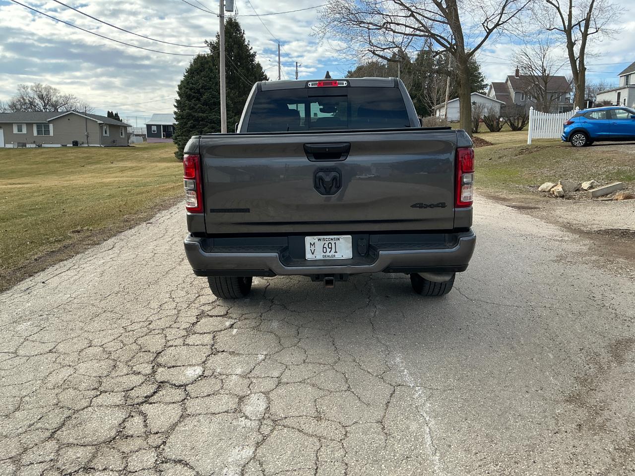 RAM 1500 Big Horn Crew Cab SWB 4WD 2023