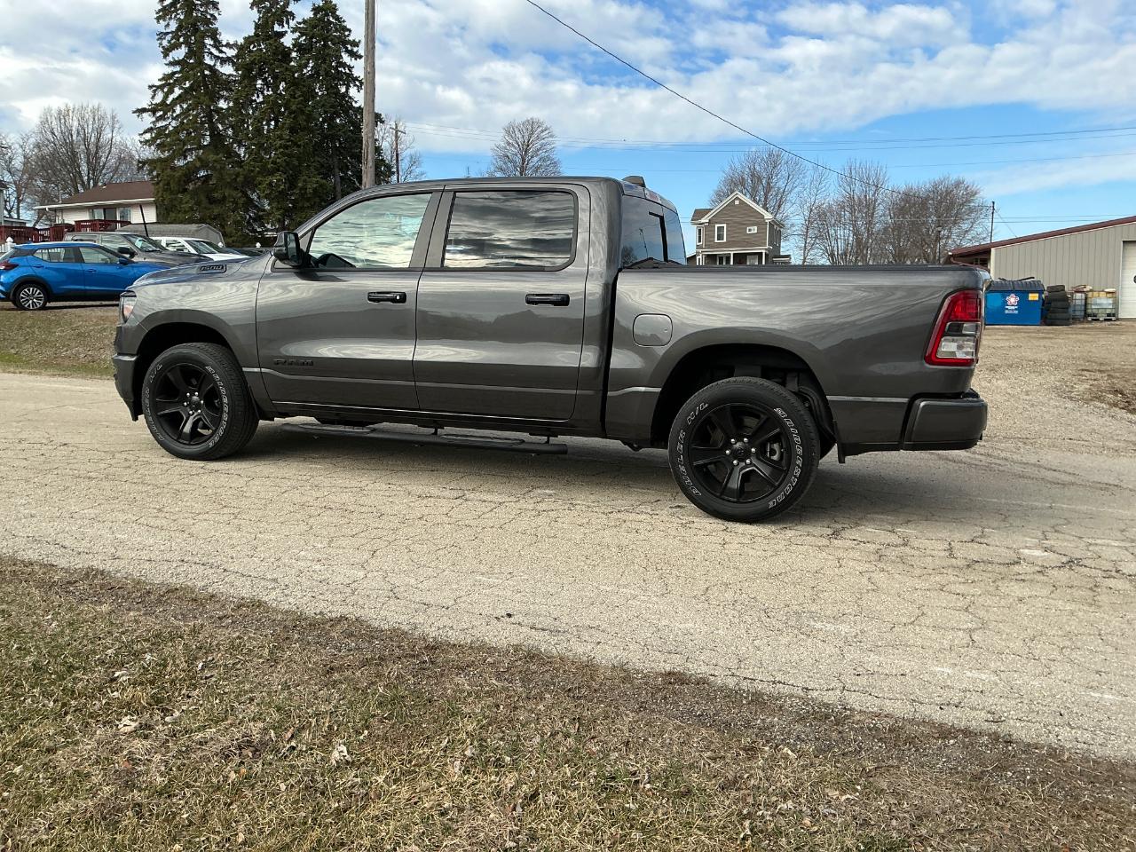 RAM 1500 Big Horn Crew Cab SWB 4WD 2023