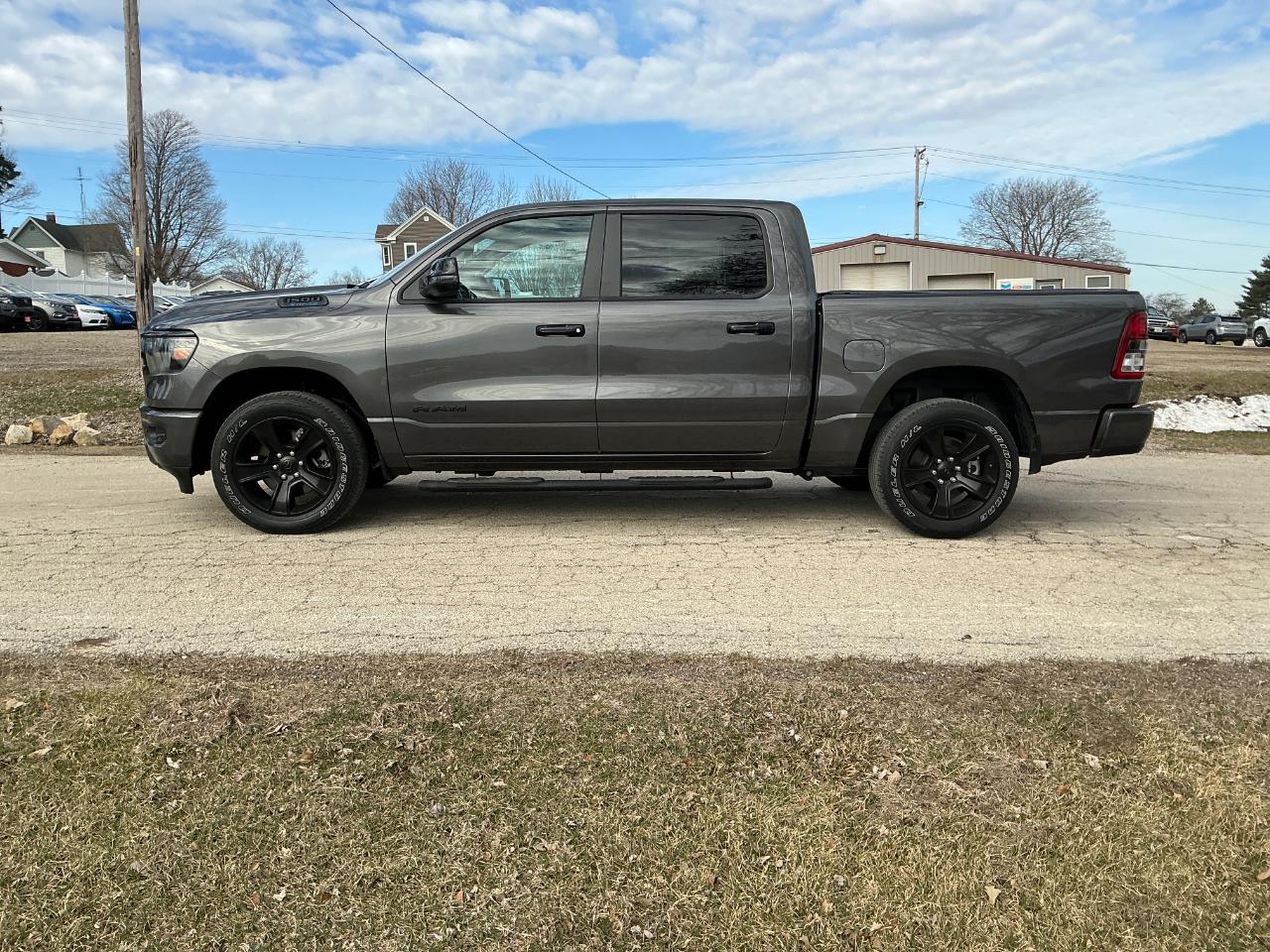 RAM 1500 Big Horn Crew Cab SWB 4WD 2023