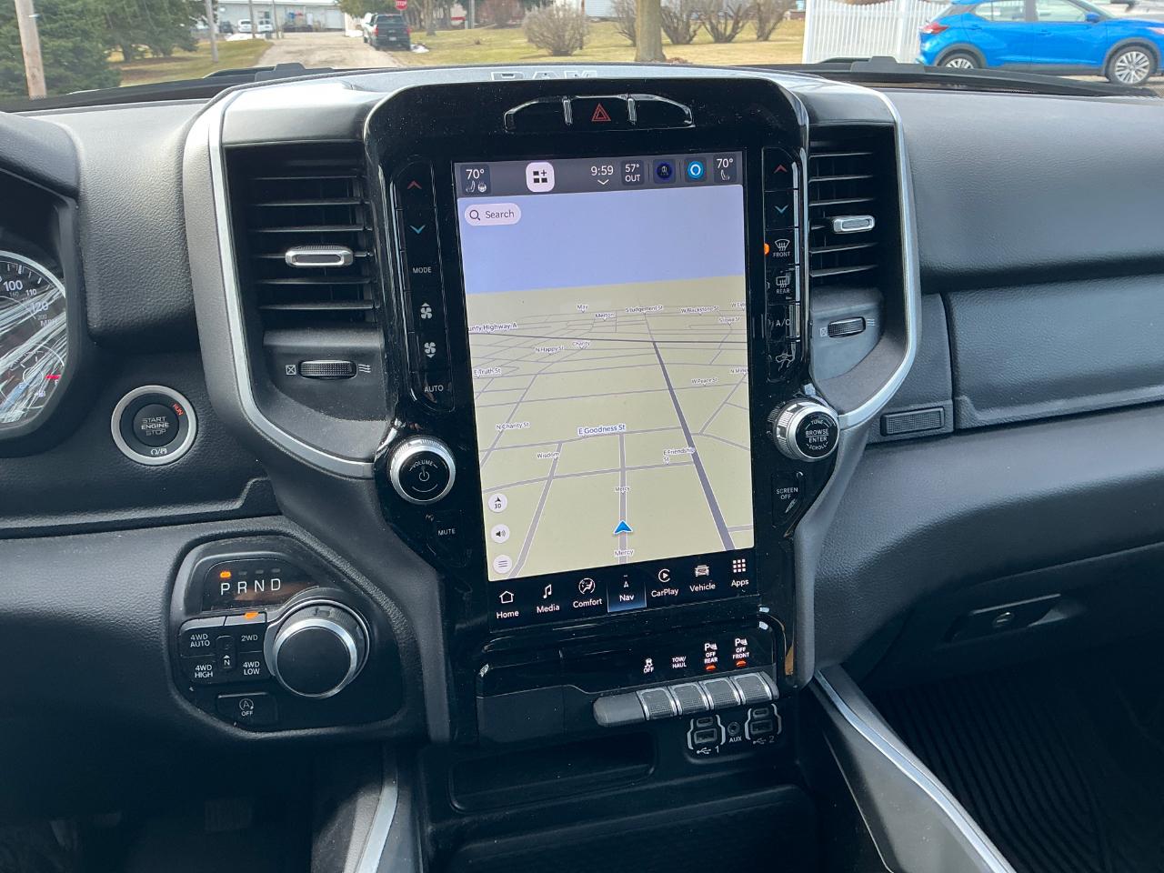 RAM 1500 Big Horn Crew Cab SWB 4WD 2023