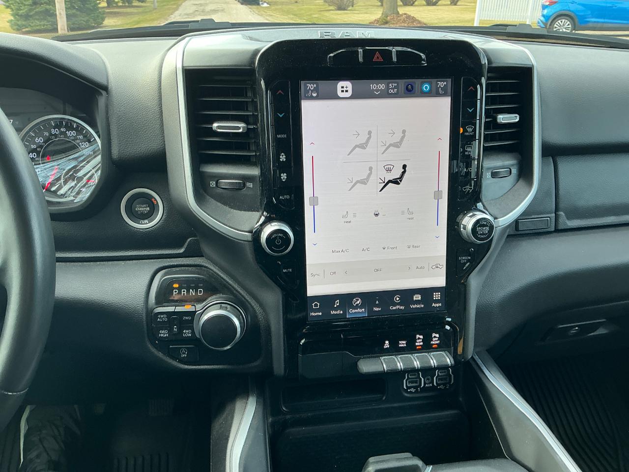 RAM 1500 Big Horn Crew Cab SWB 4WD 2023